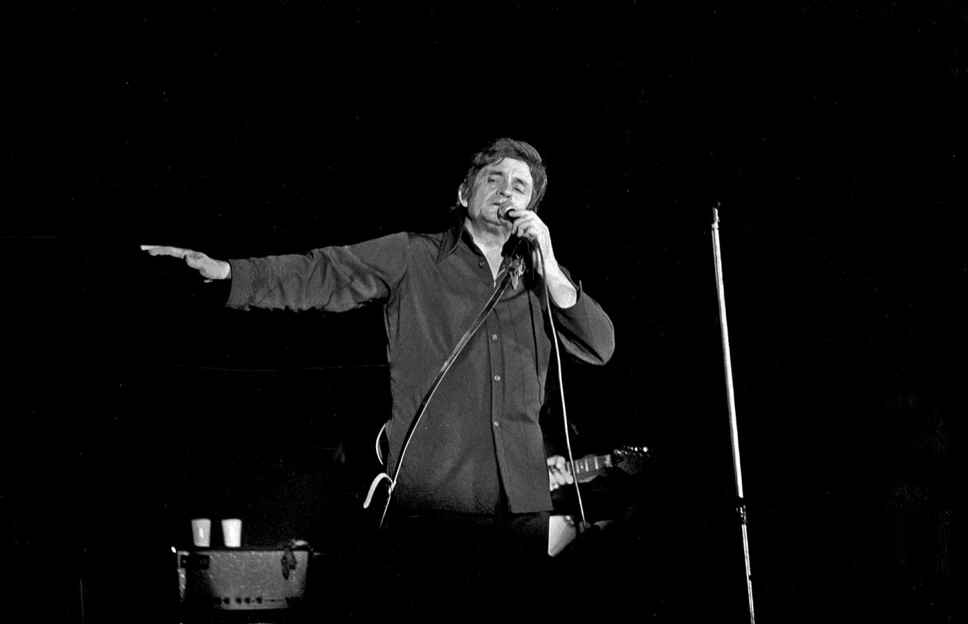 JOHNNY CASH History